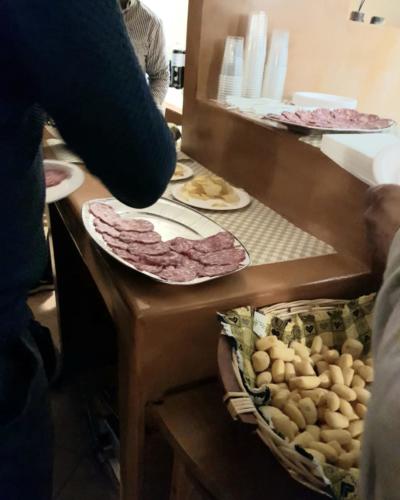 Pane e salame per il dopo incontro